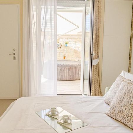 Apulialux Little Jem W Jacuzzi / 180 Steps From Sea Villa Polignano a Mare Exterior foto