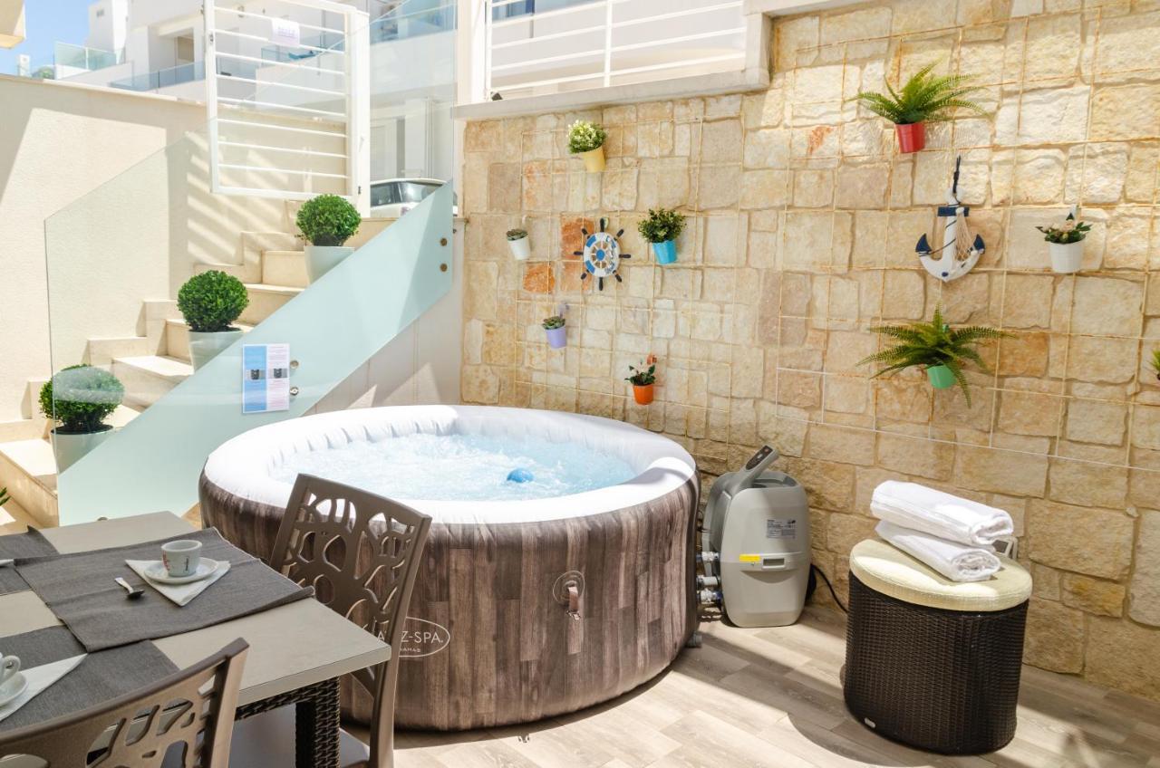 Apulialux Little Jem W Jacuzzi / 180 Steps From Sea Villa Polignano a Mare Exterior foto