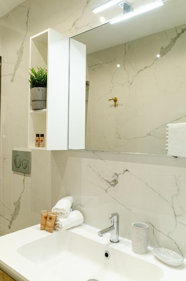 Apulialux Little Jem W Jacuzzi / 180 Steps From Sea Villa Polignano a Mare Exterior foto