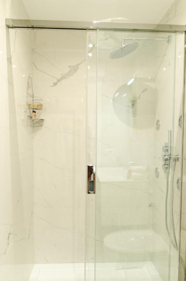 Apulialux Little Jem W Jacuzzi / 180 Steps From Sea Villa Polignano a Mare Exterior foto